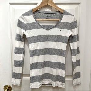 💠3/$10 TOMMY HILFIGER Long Sleeves Stripe Shirt